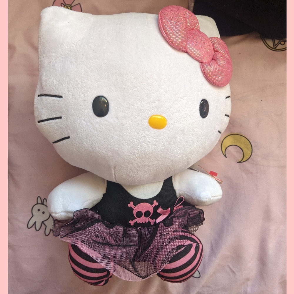 Hello kitty emo punk plushy